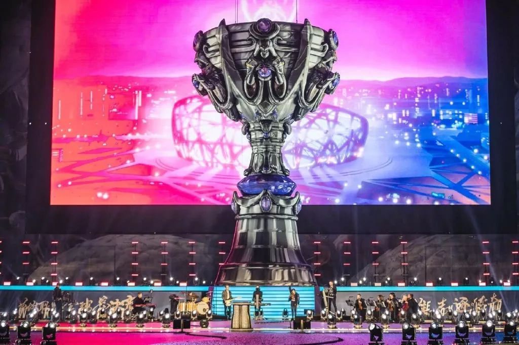 半年就离队，JDG官宣与xiye解约