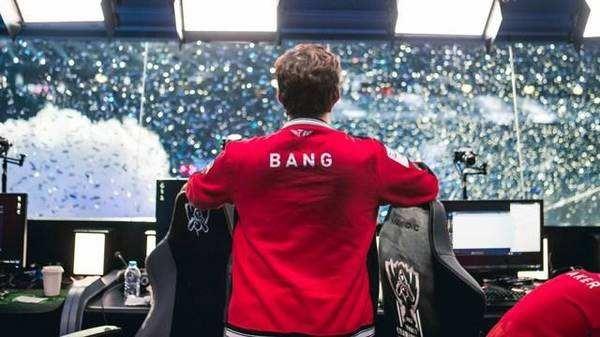 LPL今日首发：圣枪哥对阵TheShy